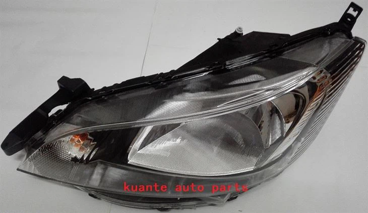 Auto head lampa pro Nissan NV200 2010-2015 26060-jx30a 26010-jx30a